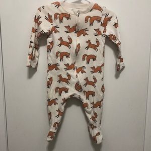 OLD NAVY fox print footie pajamas